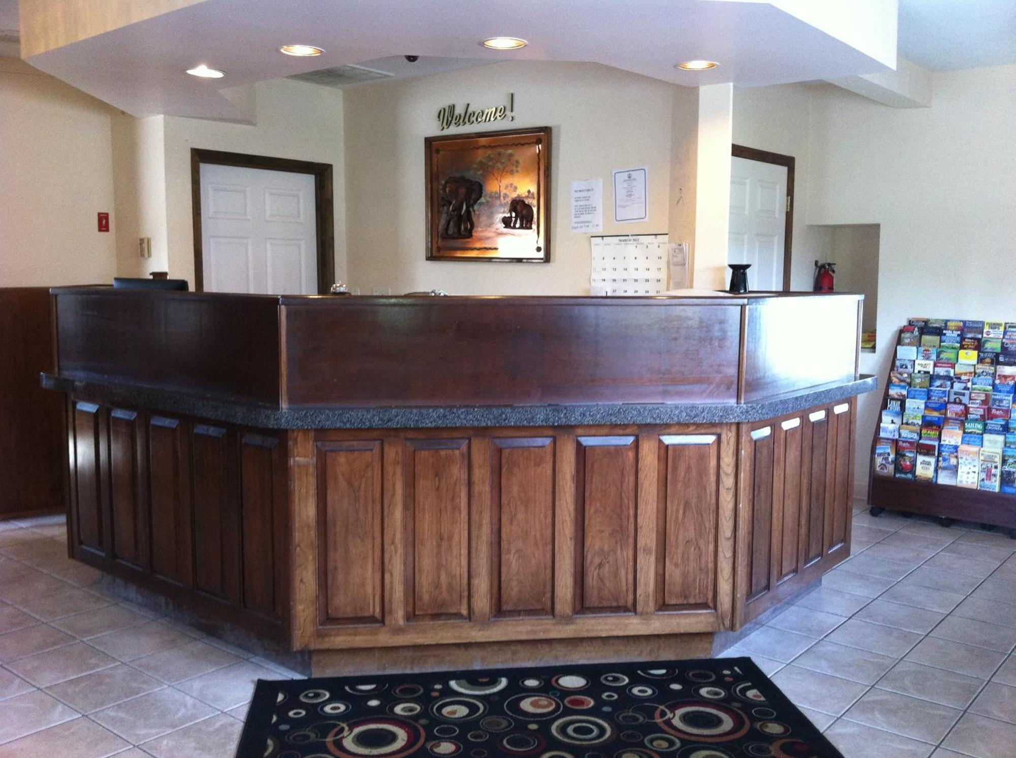 Newport News Inn