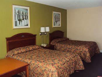 Motel Newport News Inn *